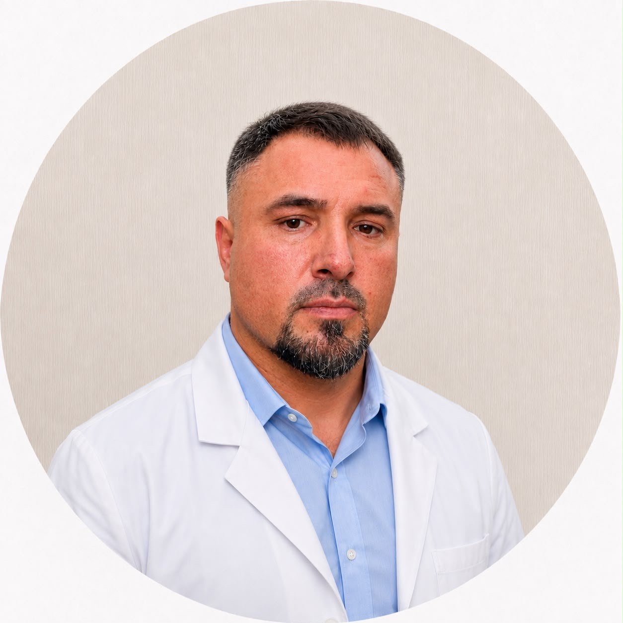 Артём Бондаренко, специалист центра